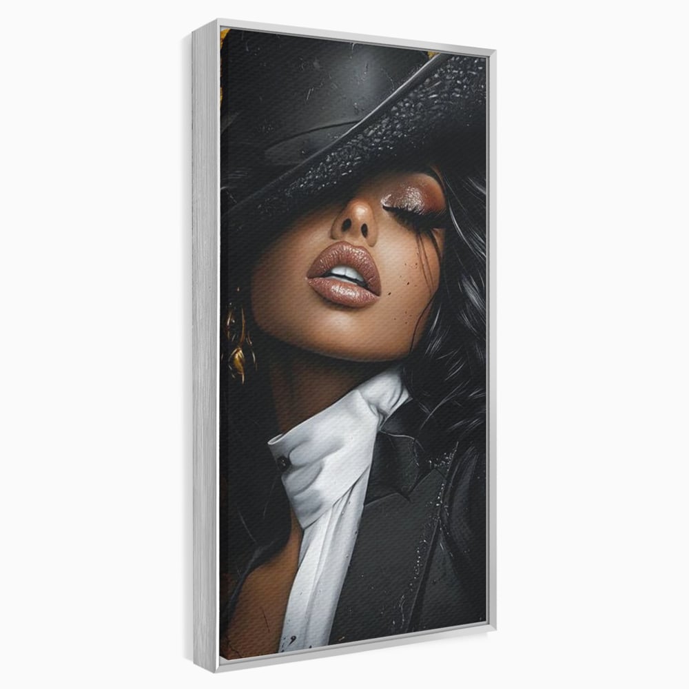Tablou canvas cu tablou canvas cu femeie in joben si frac, in rama de aluminiu argintiu
